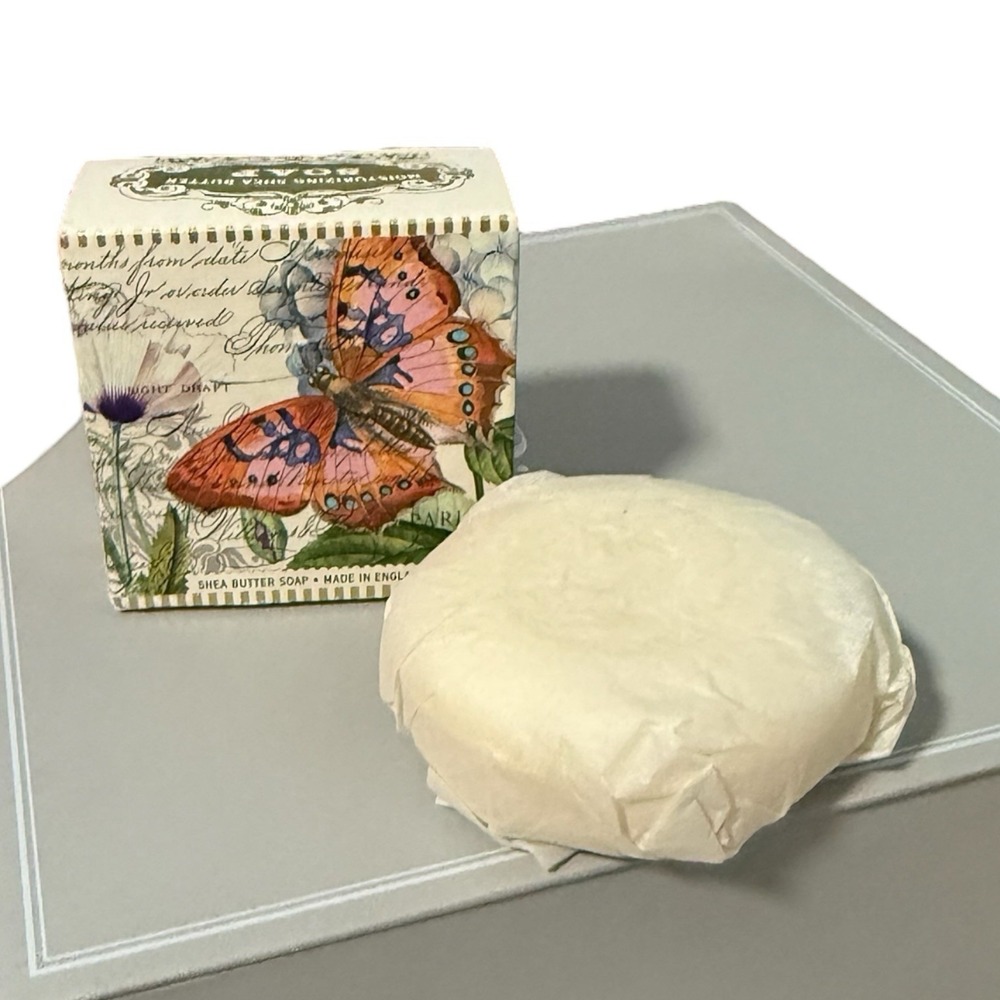 Michel Design Works Moisturizing Shea‎ Butter Bar Soap Made In England